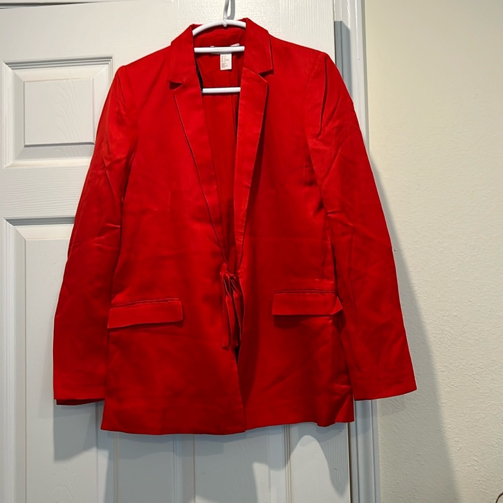 H&M brand-  Women fashion blazer- size 8 - New without tag